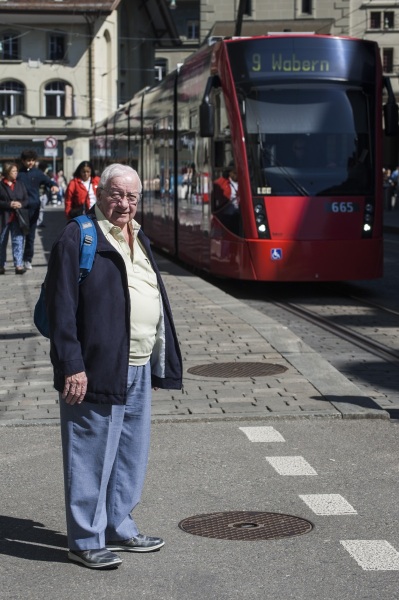 Papa-et-son-tram-a-Berne-avril-2018